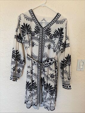 Women's Black & White Printed Belted V-Neck Dress